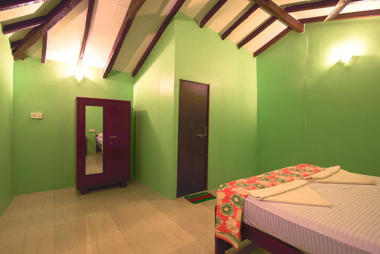 Sunway Cottages Мандрем Екстериор снимка